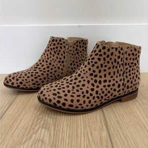 Cat & Jack Girls Cheetah Print Ankle Boot. Size 1.